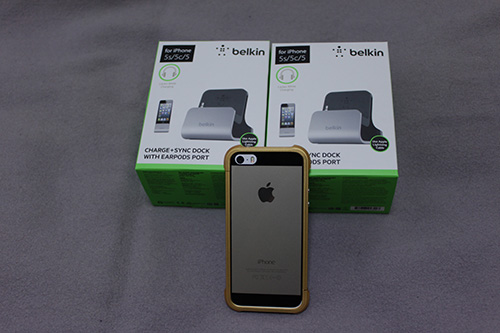 Belkin ベルキン iPhone 5s/5c/5 対応 ドックスタンド F8J057qe