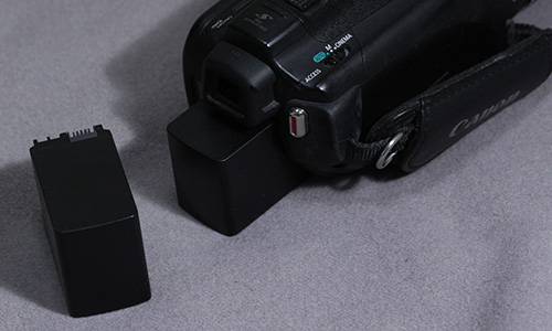 Canon iVIS HF G10 / バッテリー BP-827 互換品