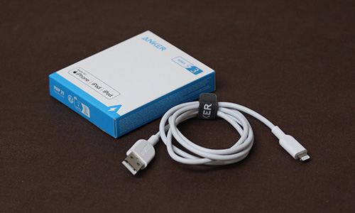 Anker iPhone充電ケーブル PowerLine II ライトニングケーブル MFi認証 超高耐久 iPhone 14 / 14 Pro Max / 14 Plus / 13 / 13 Pro / 12 / 11 / X/XS/XR / 8 Plus 各種対応 (0.9m ホワイト) - Studio Milehigh