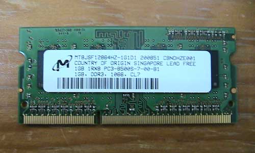 Micron 1GB メモリ